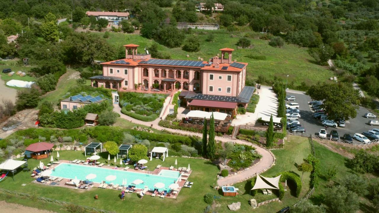 Saturnia Tuscany Hotel Манчано Екстериор снимка